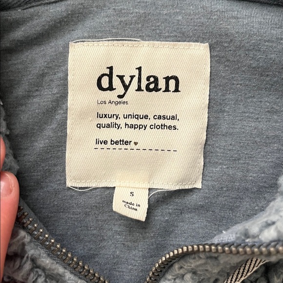 Oversized Fleece Pullover - Picture 3 of 3